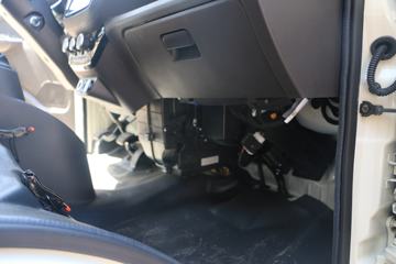 ���� ����M1 ������ 1.6L 122���� ���� 3.05�׵�����������ʽ΢��(����)(BJ5031XYK4JV3-01)ͼƬ