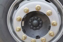 陕汽重卡 德龙L3000 旗舰版 245马力 6X2 9.5米仓栅式载货车(SX5250CCYLA9)