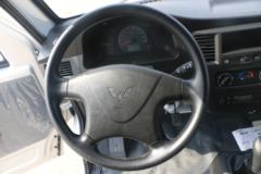 五菱之光 2019款 实用型 5座 76马力 1.2L封闭式货车(国六)