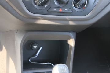 ���� ���V 2019�� ��ȡ�� 99���� ���� 1.5L��ʽ���䳵(����)ͼƬ