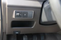 五菱 宏光V 2019款 劲取版 99马力 汽油 1.5L厢式运输车(国六)