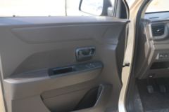 五菱 宏光V 2019款 劲取版 99马力 汽油 1.5L厢式运输车(国六)