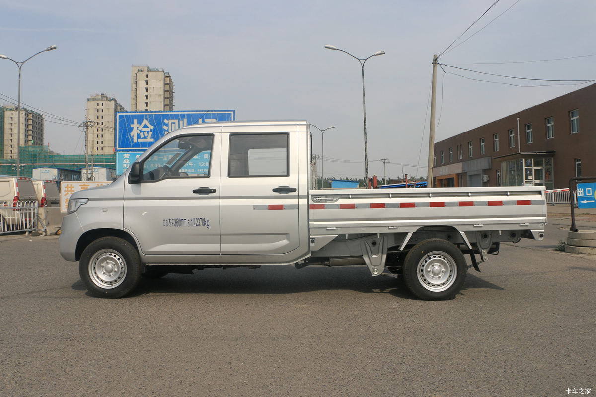  ٹ¿ 1.8L 125  2.45˫΢()(LZW1028ST6)                                                