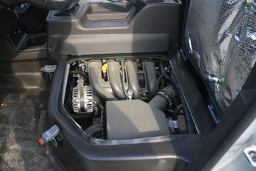 ���� �ٹ��¿� 1.8L 125���� ���� 2.45��˫������΢��(����)(LZW1028ST6)ͼƬ