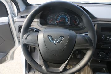 ���� �ٹ��¿� 1.8L 125���� ���� 2.45��˫������΢��(����)(LZW1028ST6)ͼƬ