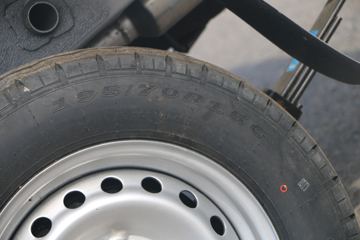 ���� �ٹ��¿� 1.8L 125���� ���� 2.45��˫������΢��(����)(LZW1028ST6)ͼƬ