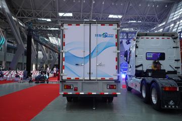 乘龙L3&nbsp;电动载货车外观图片