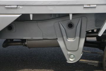 ���� �ٹ��¿� 1.8L 125���� ���� 2.45��˫������΢��(����)(LZW1028ST6)ͼƬ