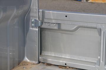 ���� �ٹ��¿� 1.8L 125���� ���� 2.45��˫������΢��(����)(LZW1028ST6)ͼƬ