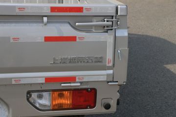 ���� �ٹ��¿� 1.8L 125���� ���� 2.45��˫������΢��(����)(LZW1028ST6)ͼƬ