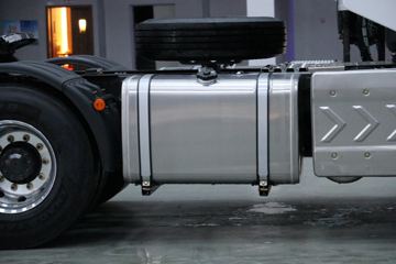 �������� ����H7�ؿ� 3.0�� 600���� 6X4 AMT�Զ���ǣ����(����)ͼƬ