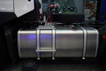 �������� ����H7�ؿ� 3.0�� 600���� 6X4 AMT�Զ���ǣ����(����)ͼƬ