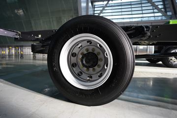 �������� ����H5�п� ����� 240���� 4X2 6.8�������ػ���ͼƬ