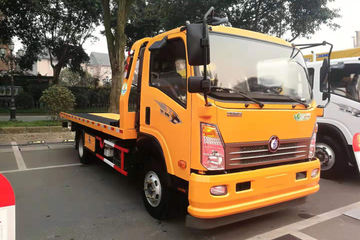 中国重汽成都商用车(原重汽王牌) 捷狮 116马力 4X2 清障车(CDW5040TQZHA1Q5)