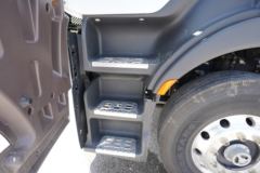 东风柳汽 乘龙H7重卡 3.0版 600马力 6X4 AMT自动挡牵引车(国六)