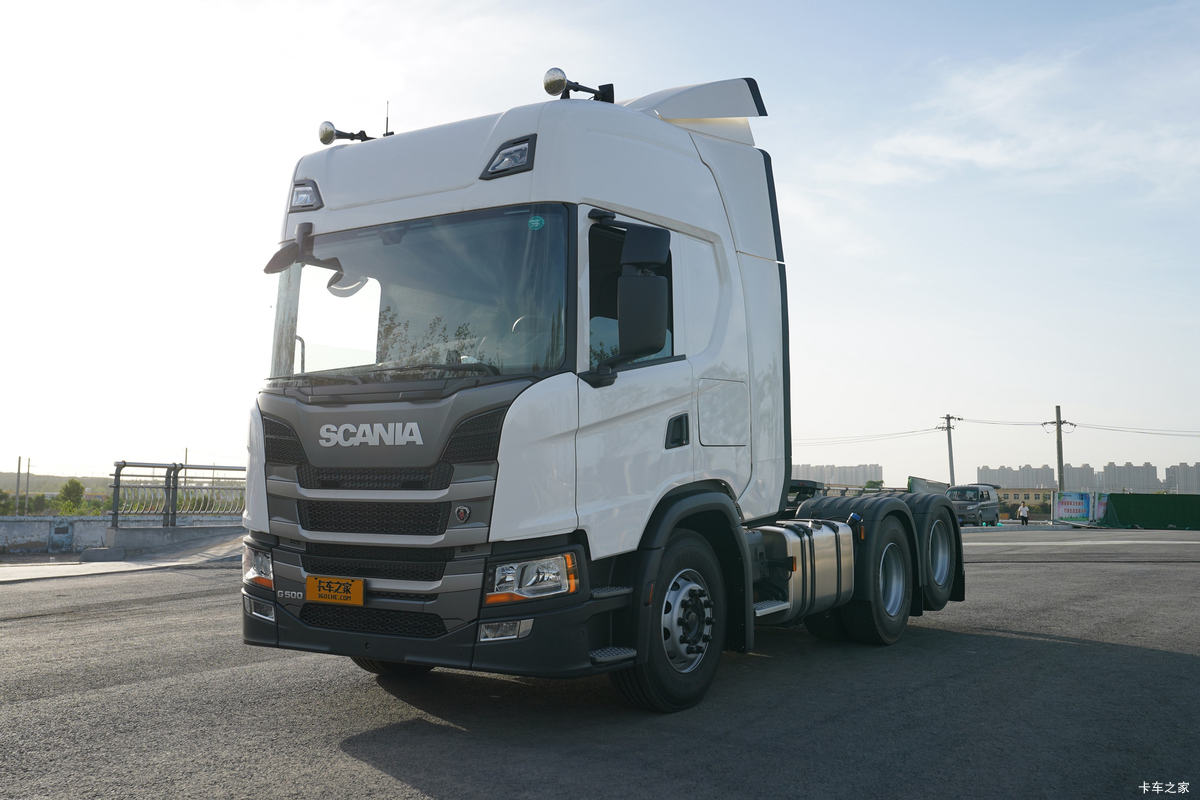 斯堪尼亚 G系列重卡 500马力 6X2R牵引车(型号5G500)
