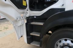 东风商用车 天龙KL重卡 465马力 4X2牵引车(国六)(白色)
