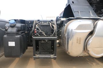 �������ó� ����KL�ؿ� 465���� 4X2ǣ����(����)(��ɫ)ͼƬ