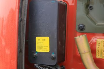�������ó� ���KR 190���� 4X2 6.2�ײ�դʽ�ػ���(����)ͼƬ