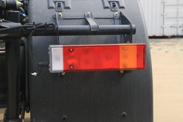 �������ó� ����KL�ؿ� 465���� 4X2ǣ����(����)(��ɫ)ͼƬ