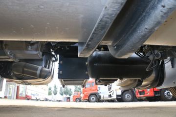 �������ó� ����KL�ؿ� 465���� 4X2ǣ����(����)(��ɫ)ͼƬ