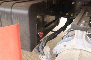 �������ó� ���KR 190���� 4X2 6.2�ײ�դʽ�ػ���(����)ͼƬ