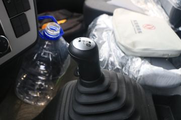 ó KR 230 4X2 9.75ʽػ()(DFH5180XXYE8)ͼƬ