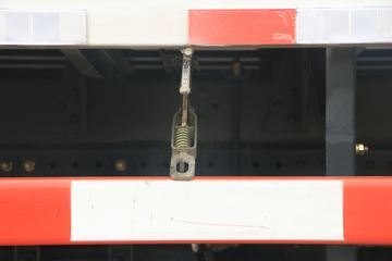 ó KR 230 4X2 9.75ʽػ()(DFH5180XXYE8)ͼƬ
