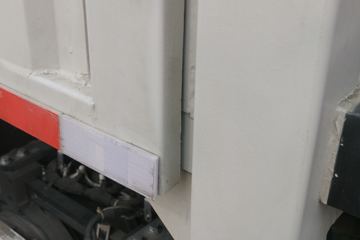 ó KR 230 4X2 9.75ʽػ()(DFH5180XXYE8)ͼƬ