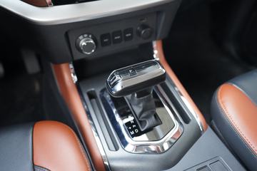 ֣���ղ� ����6 2020�� 2.3L���� 163���� ���� ˫��Ƥ��(����)ͼƬ