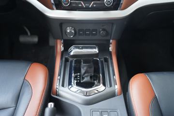 ֣���ղ� ����6 2020�� 2.3L���� 163���� ���� ˫��Ƥ��(����)ͼƬ