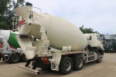 中国重汽 豪瀚N7G 380马力 6X4 混凝土搅拌车底盘(ZZ1255N3846D1)