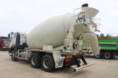中国重汽 豪瀚N7G 380马力 6X4 混凝土搅拌车底盘(ZZ1255N3846D1)