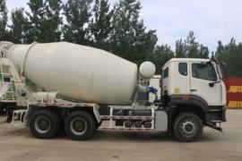 HOWO NX&nbsp;混凝土搅拌车上装                                                图片