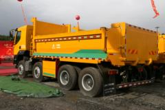 东风柳汽 乘龙H5 330马力 8X4 5.8米自卸车(300后桥)(LZ3310H5FB)