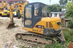 福田雷沃 FR85-7履带挖掘机