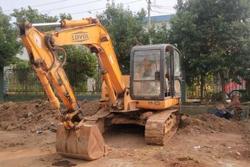 福田雷沃 履带挖掘机&nbsp;挖掘机外观图片