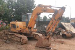 福田雷沃 FR85-7履带挖掘机