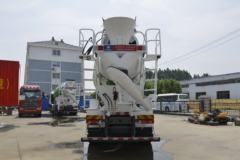 中国重汽 HOWO TX6 340马力 8X4 7.37方混凝土搅拌车(宏昌天马牌)(HCL5317GJBZZN30G5)