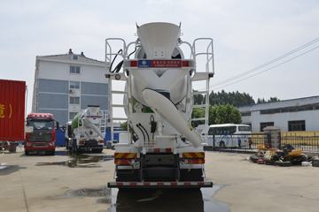 重汽豪沃(HOWO)底盘&nbsp;混凝土搅拌车外观                                                图片