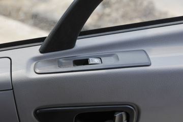 �����ػ��� ����N3000 ���ϰ� 220���� 4X2 6.75���Ű������ػ���(YTQ1180FM50A0)ͼƬ