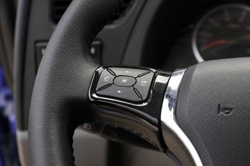 �����ػ��� ����N3000 ���ϰ� 220���� 4X2 6.75���Ű������ػ���(YTQ1180FM50A0)ͼƬ