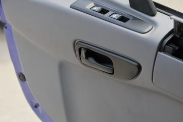 �����ػ��� ����N3000 ���ϰ� 220���� 4X2 6.75���Ű������ػ���(YTQ1180FM50A0)ͼƬ