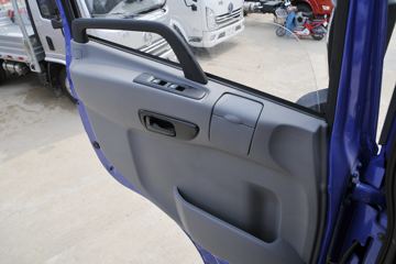 �����ػ��� ����N3000 ���ϰ� 220���� 4X2 6.75���Ű������ػ���(YTQ1180FM50A0)ͼƬ