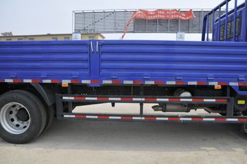 �����ػ��� ����N3000 ���ϰ� 220���� 4X2 6.75���Ű������ػ���(YTQ1180FM50A0)ͼƬ