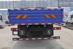 陕汽载货车 德龙N3000 复合版 220马力 4X2 6.75米排半栏板载货车(YTQ1180FM50A0)