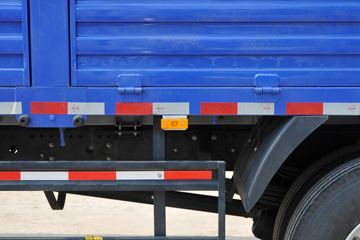 �����ػ��� ����N3000 ���ϰ� 220���� 4X2 6.75���Ű������ػ���(YTQ1180FM50A0)ͼƬ