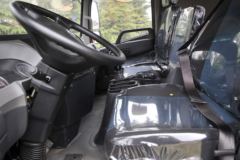 陕汽商用车 轩德X6中卡 轻量化版 160马力 4X2 6.75米栏板载货车(SX1181GP5L)