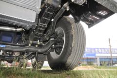 陕汽商用车 轩德X6重卡 轻量化版 245马力 6X2 9.6米厢式载货车(MAN后桥)(SX5254XXYGP52)