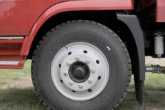 陕汽商用车 轩德X6中卡 轻量化版 160马力 4X2 6.75米栏板载货车(SX1181GP5L)